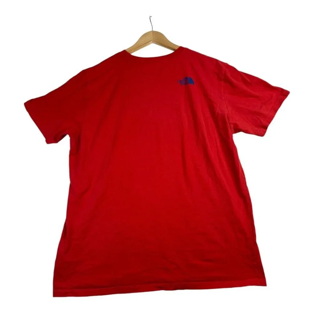 The North Face Mens Short Sleeve Shirt size Large‎ Red